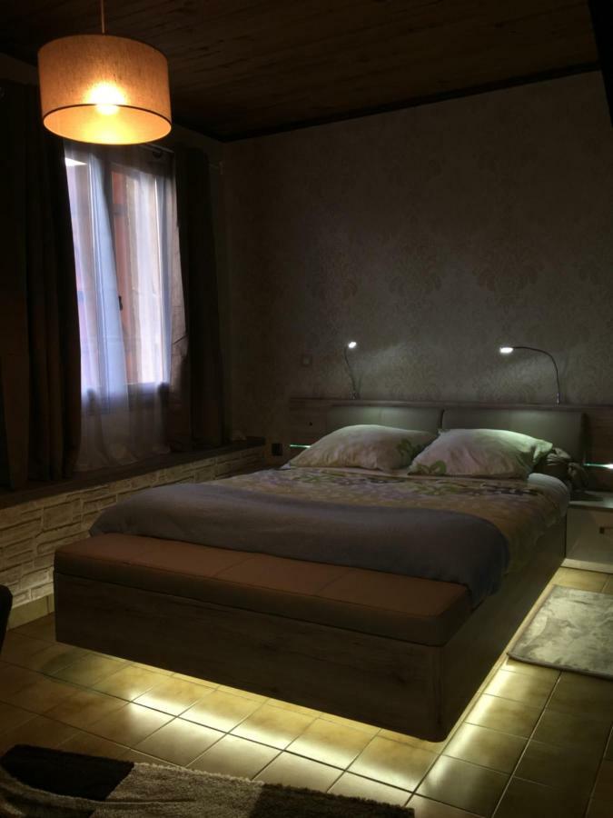 Domaine Jeanne D'Arc Bed & Breakfast Valhuon Екстериор снимка