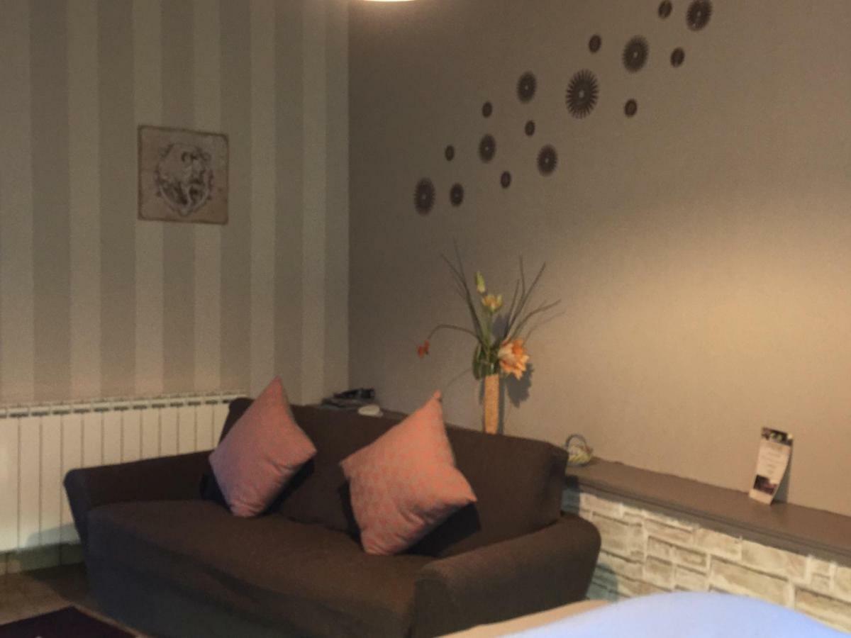 Domaine Jeanne D'Arc Bed & Breakfast Valhuon Екстериор снимка