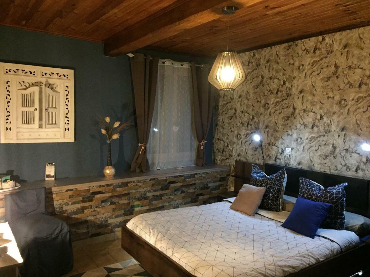 Domaine Jeanne D'Arc Bed & Breakfast Valhuon Екстериор снимка